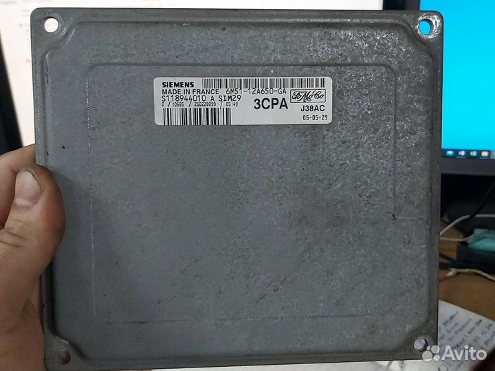 Блок управления двигателем Ford Focus 2 6m51-12A65