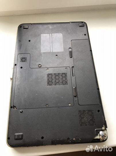 Ноутбук Dell vostro 1015