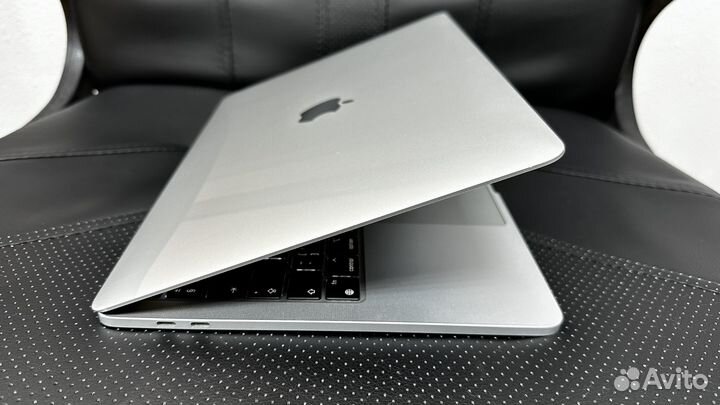 MacBook Pro 13 M1 8/256 Silver рст