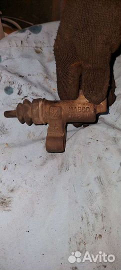 Цилиндр сцепления на Ниссан