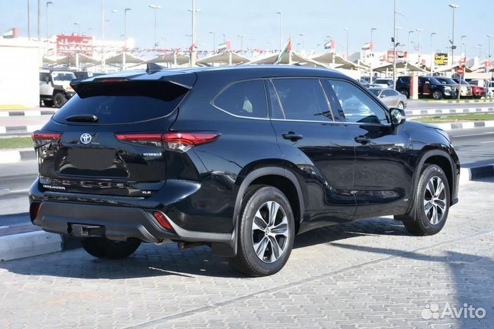 Toyota Highlander 2.5 AT, 2021, 27 000 км