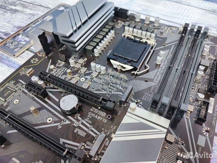 Материнская плата Z590 D LGA1200