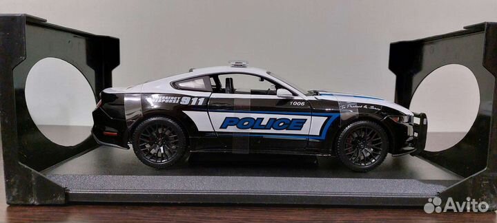 1:18 Ford Mustang GT 2015 Maisto