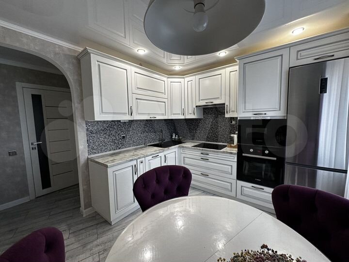 4-к. квартира, 96 м², 11/12 эт.