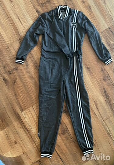 Комбинезон женский