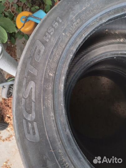 Kumho Ecsta HS51 215/55 R16 93V