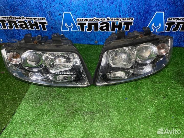 Фары Ксенон Audi A4 B6 AKE 2002