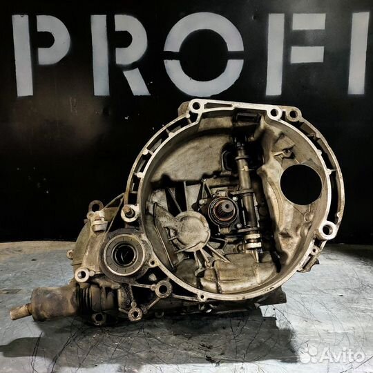 МКПП на запчатси от Лада Пиора (1.6) 211001700012