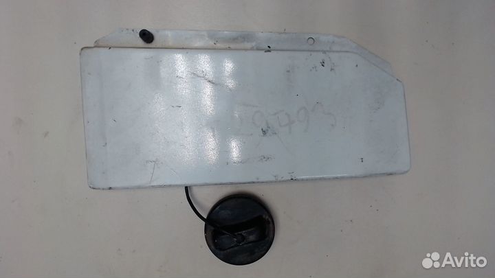 Лючок бензобака Mercedes Sprinter, 2006