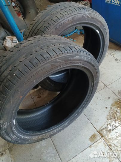 Triangle Sports TH201 235/45 R18