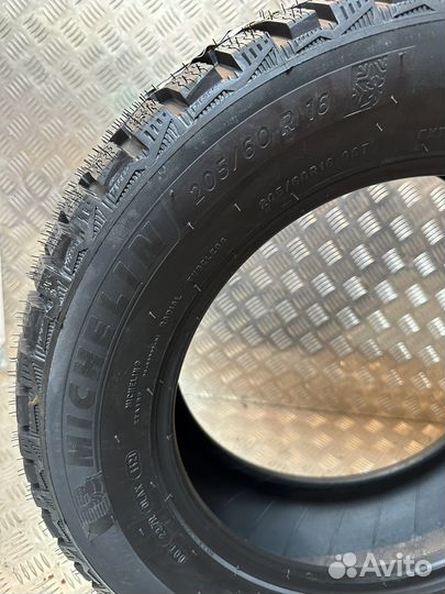 Michelin X-Ice North 4 205/60 R16 96T