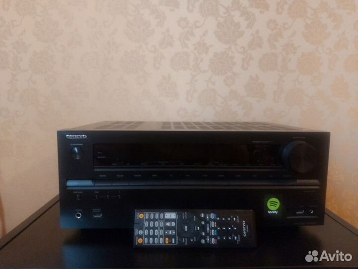 AV-ресивер Onkyo tx-nr636