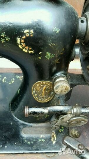 Швейная машина Singer