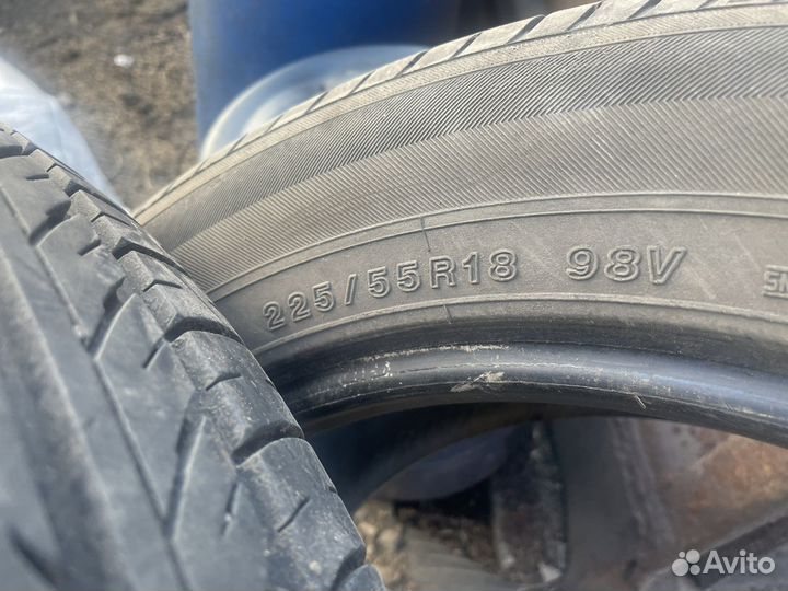 Yokohama BluEarth E70 225/55 R18