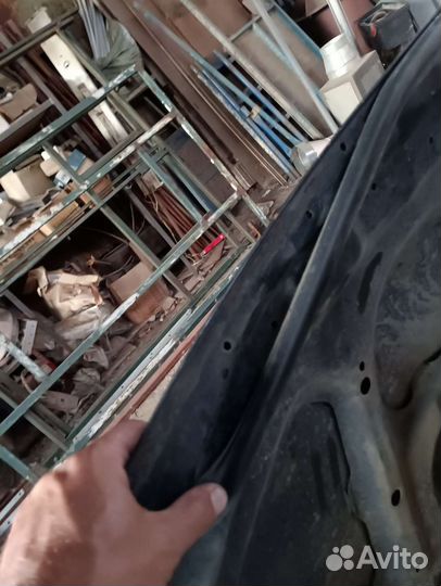 Продам капот Паджеро спорт 1