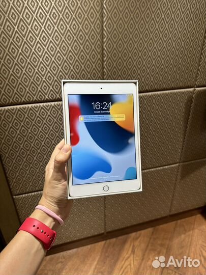iPad mini 4 128gb wi-fi
