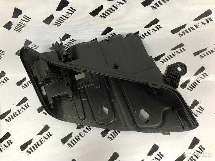 Правый корпус фары BMW X3 F25 2010-2014 Дорест