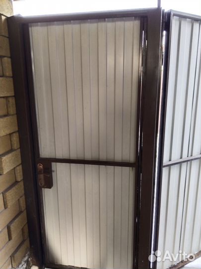 Ворота с калиткой распашные