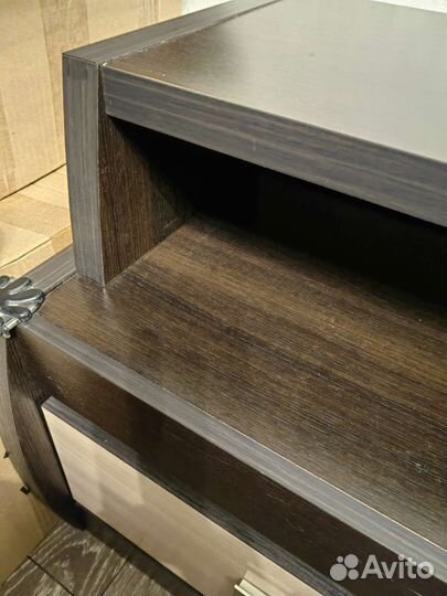 Тумба под телевизор
