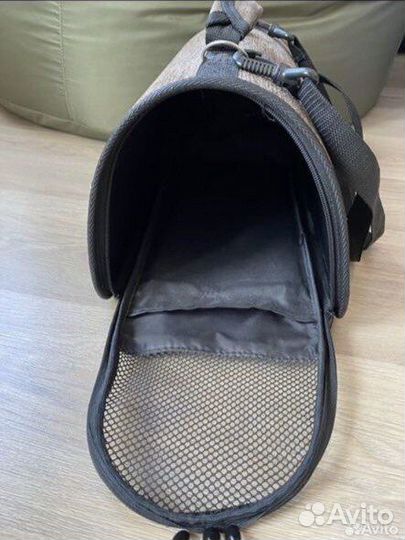 Переноска для кошек или маленьких собак