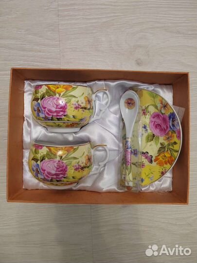 Чайный фарфоровый сервиз на двоих