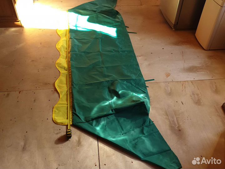 Скатерть стола торговой палатки