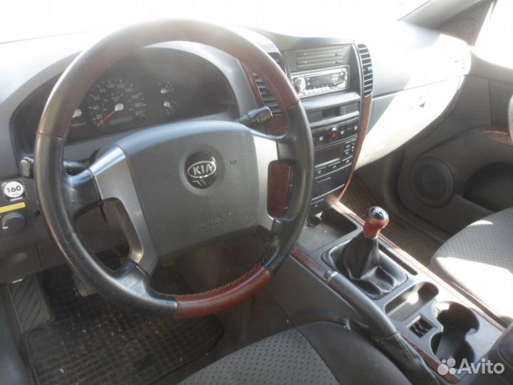 Автомобиль по запчастям KIA sorento-1.2,4л.2005г