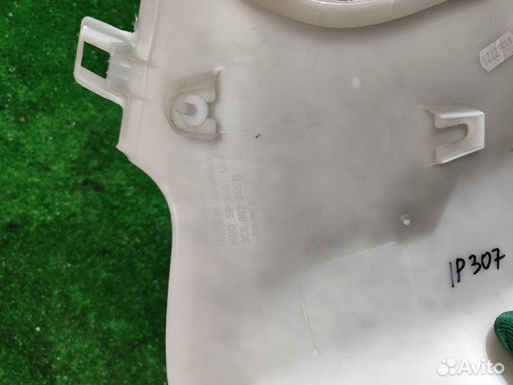 Обшивка стойки задняя верхняя Volkswagen Passat B6