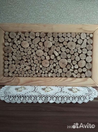 Панно из дерева