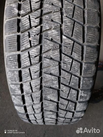 Bridgestone Blizzak DM-V1 265/65 R17