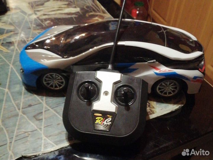 Машина на радиоуправлении