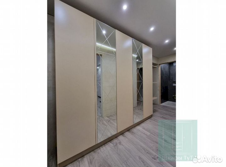 Встроенный шкаф