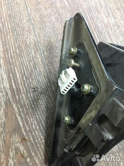 Зеркало переднее правое Toyota Crown GS141 1jzge