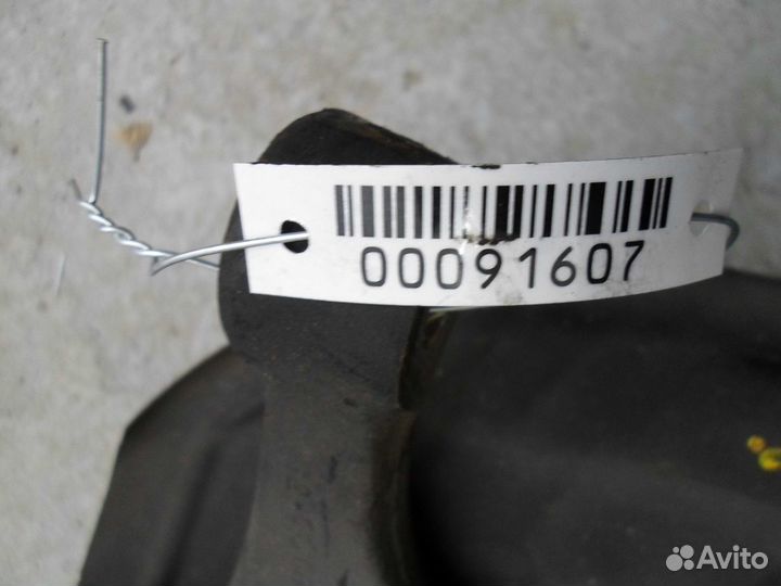 Кулак поворотный левый Infiniti FX 1 S50