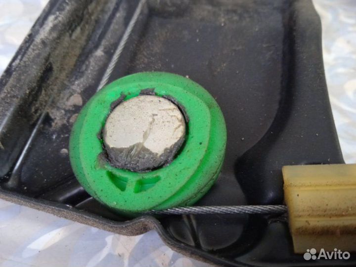 Стеклоподъемник передний левый Ford Focus 3 pnda