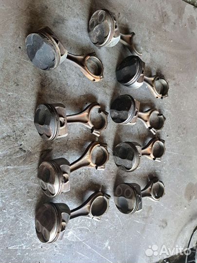 Поршень с шатуном на BMW E65 E66