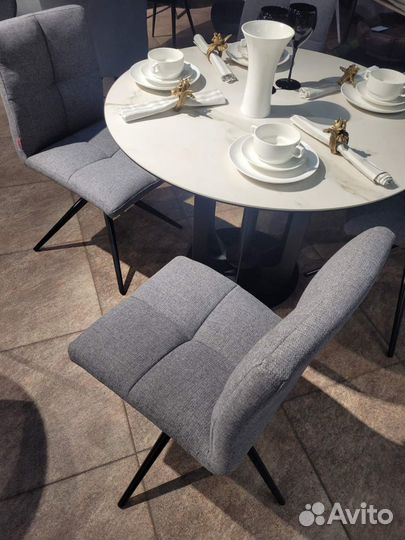 Комплект стол с керамикой круглый и стулья