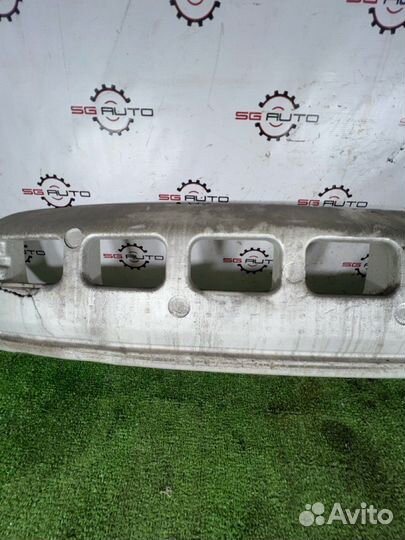 Пенопласт бампера задний Toyota Celica ZZT231