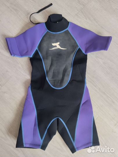Гидрокостюм. Костюм для плавания. Детский