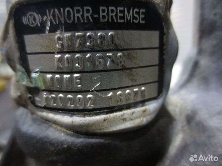 Суппорт передний левый Knorr Bremse K031678