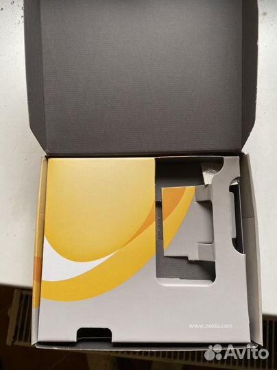 Коробка от nokia 6700 classic (+ инструкции )