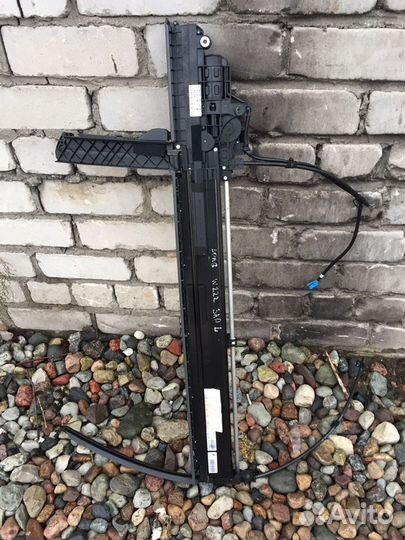 Шторка задней левой двери на мерседес W222