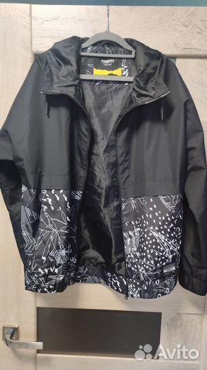 Ветровка женская