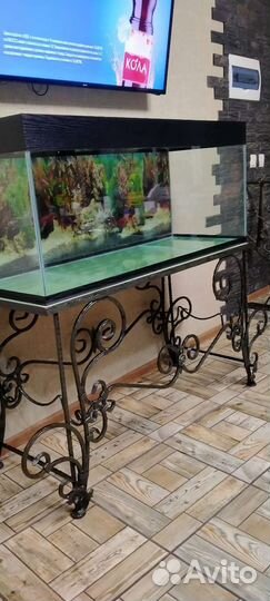 Аквариум с кованой подставкой 300 л