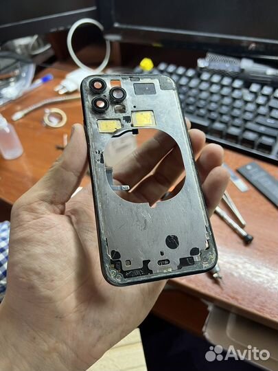 Ремонт техни Apple(iPhone, iPad, Macbook)