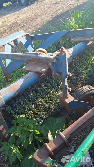 Щетка коммунальная