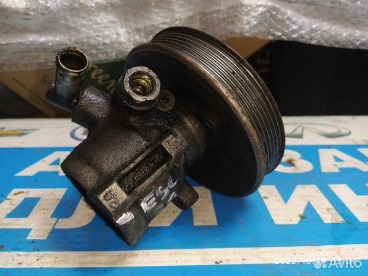 Насос гур Ford Escort 1,6 90-95