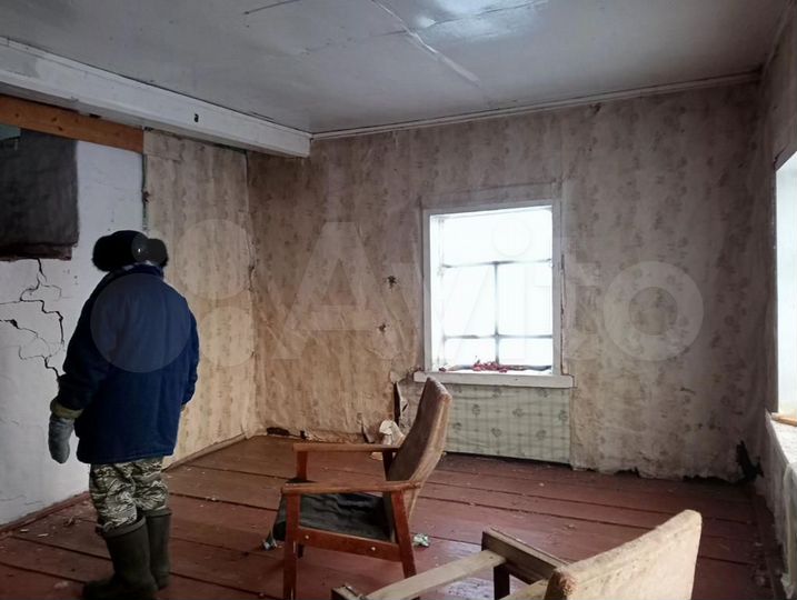 Дом 24 м² на участке 27 сот.