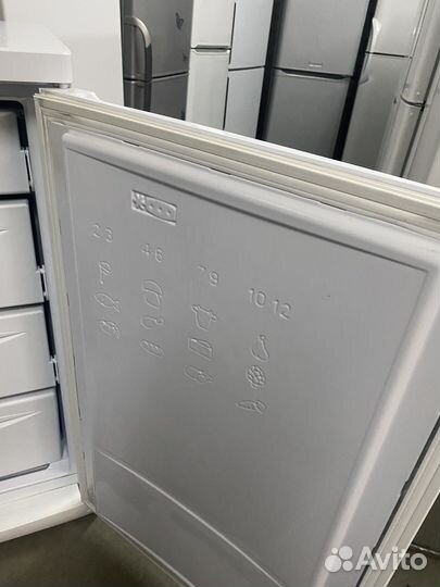 Морозильная камера Indesit (4 ящика )