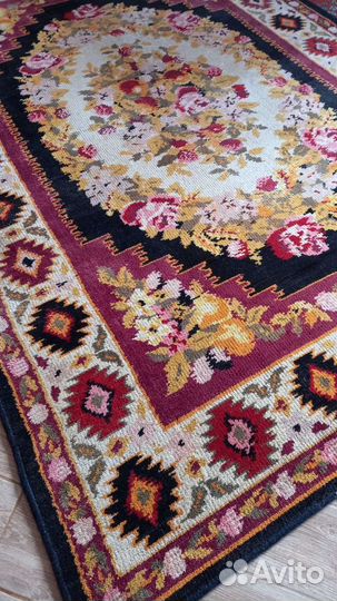 Ковер,цветы